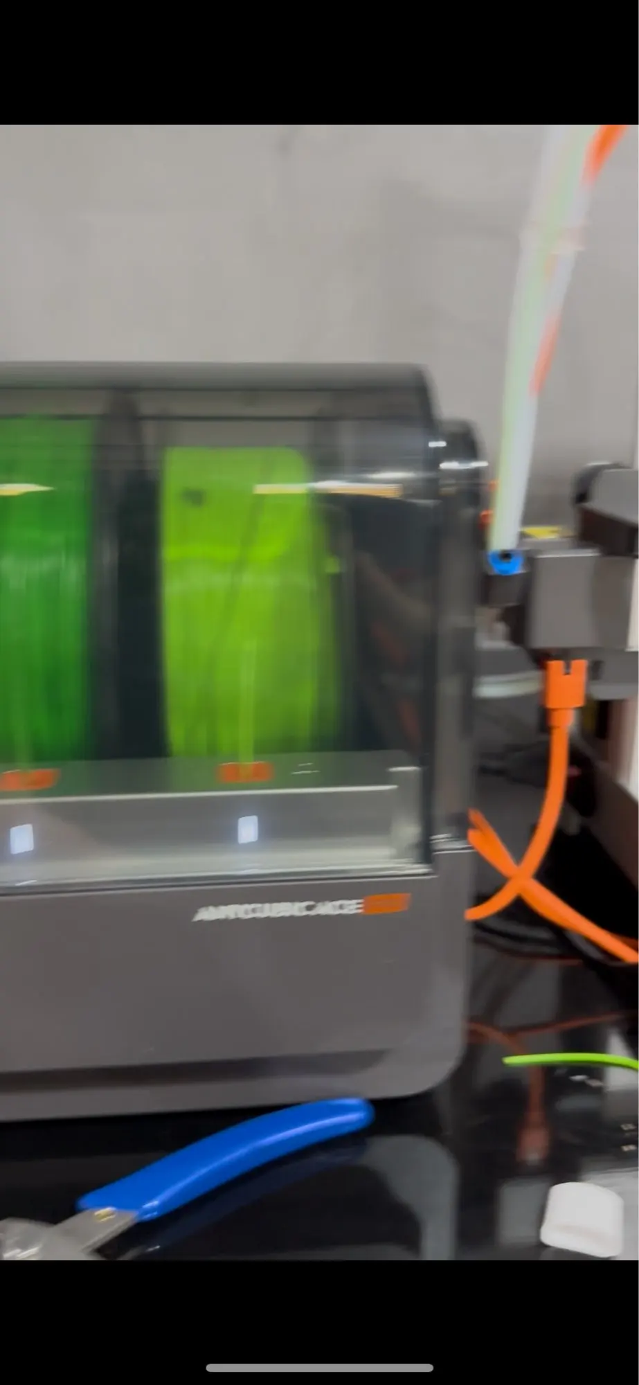 ANYCUBIC Kobra 3 V2 Combo 600mm/s Fast Printing 3D Printer 8 Colors ACE Pro Filament Auto Drying Anycubic APP Control 3D Printer photo review