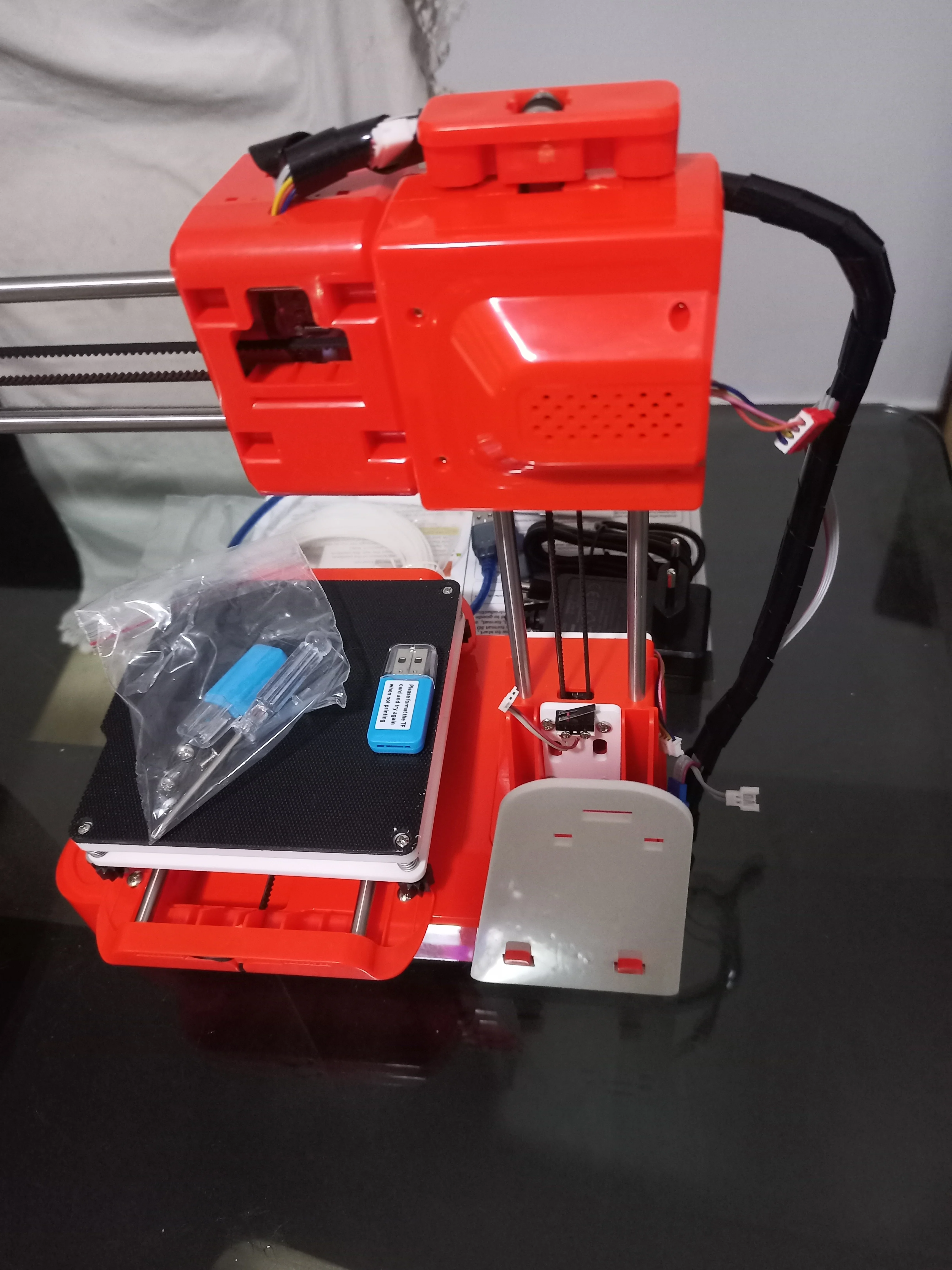 K7 Supper Mini Desktop Small 3D Printer 10*10*10cm No Heated Bed One-Key Printing with TF Card 3D Printe Machine Gift EasyThreed photo review