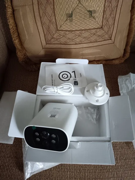 ALEVIO 2.5K Solar Camera Wireless Outdoor WIFI Cam Ultra Standby Time PIR Smart Light Color Night Vision AI Detect Battery Cam photo review