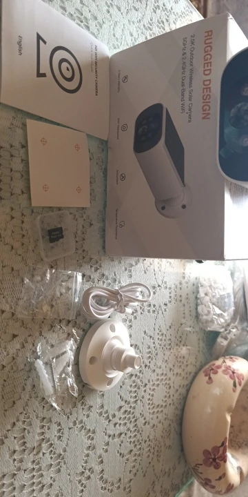 ALEVIO 2.5K Solar Camera Wireless Outdoor WIFI Cam Ultra Standby Time PIR Smart Light Color Night Vision AI Detect Battery Cam photo review