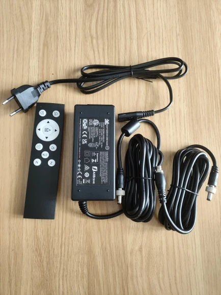 Window Cleaning Robot Liectroux YW509, 2-Way Water Spray,Home Glass Floor Wall Robot Window Cleaner,Laser Sensor,Smart Navigate photo review