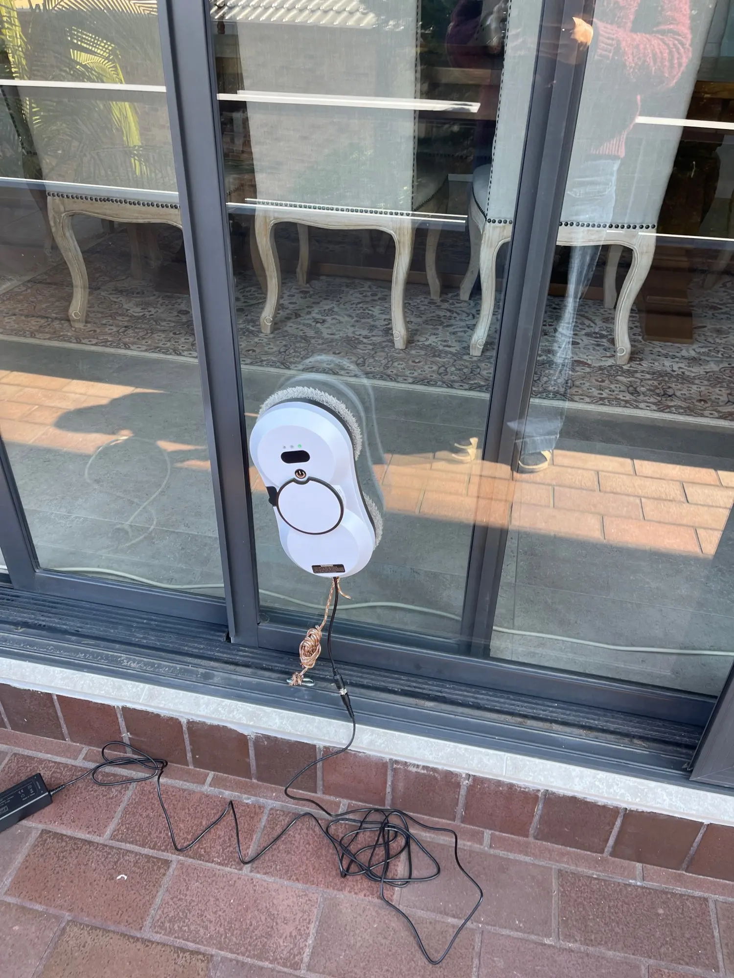 UPS Robot for Washing Sindows Vacuum Cleaner Glass Washer Home Appliance Plaster Robot Smart Cleaning Robot Electric Floor Mops photo review